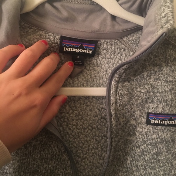 Patagonia Tops - Patagonia fleece 1/4 zip size medium